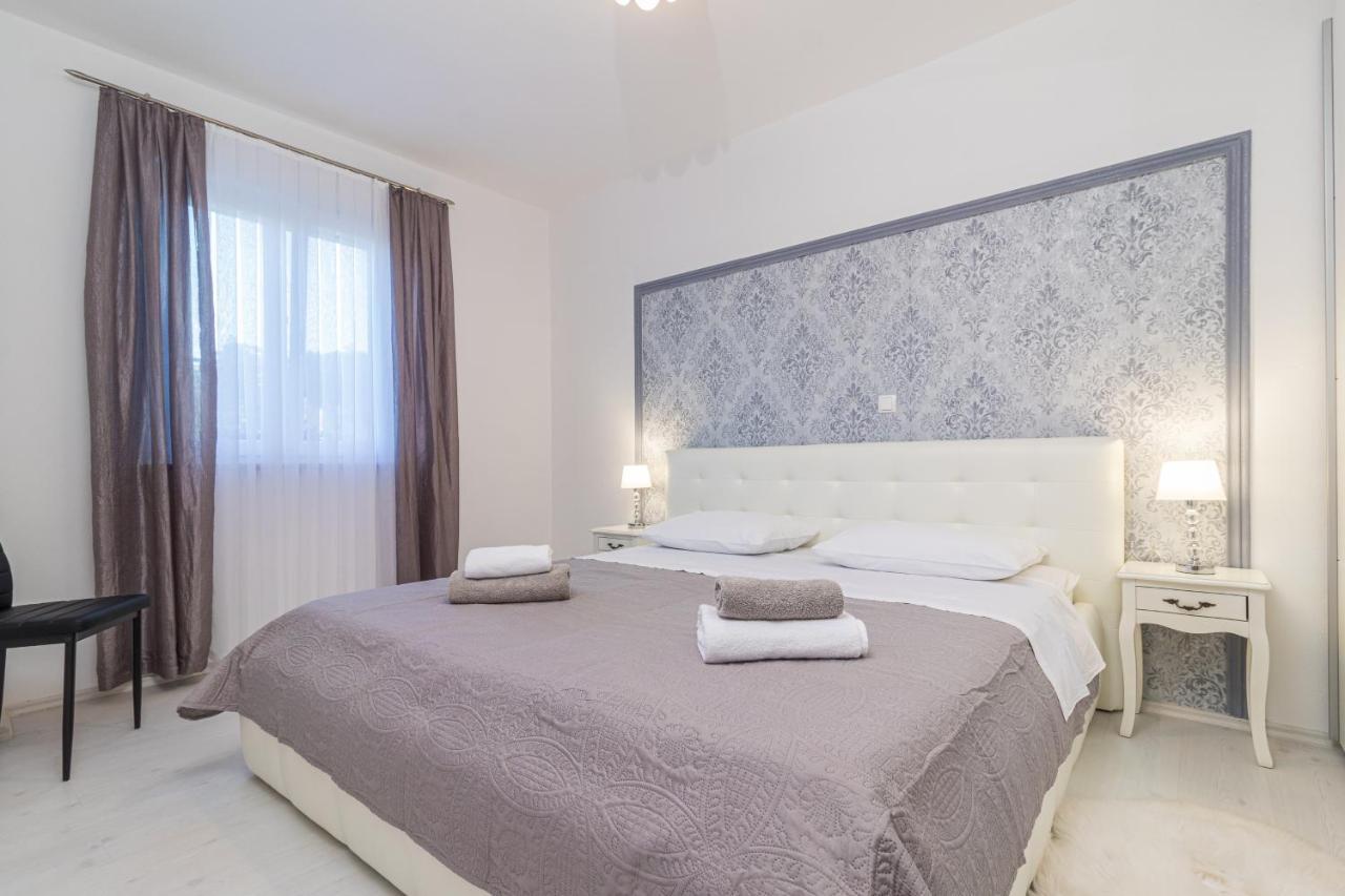 Three Waves Apartment New Πούλα Εξωτερικό φωτογραφία