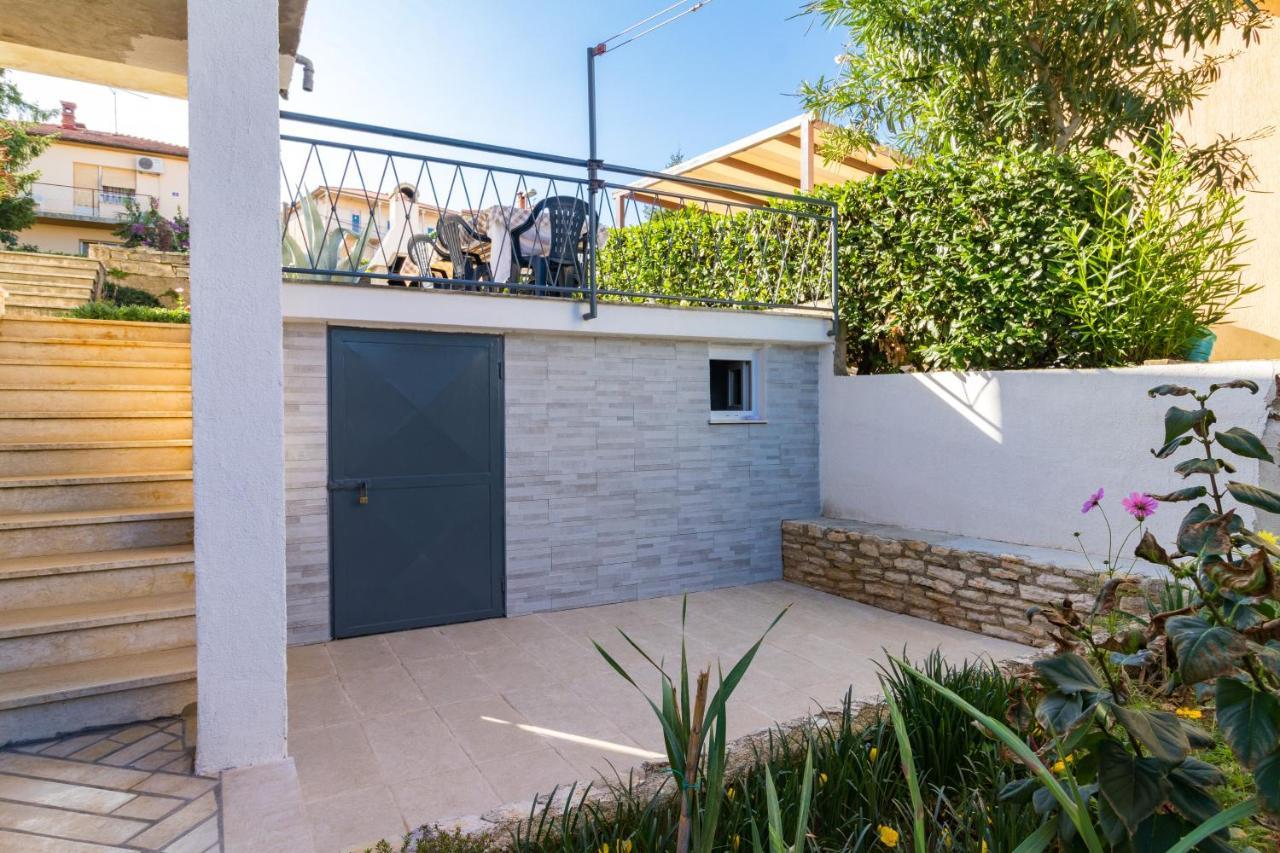 Three Waves Apartment New Πούλα Εξωτερικό φωτογραφία
